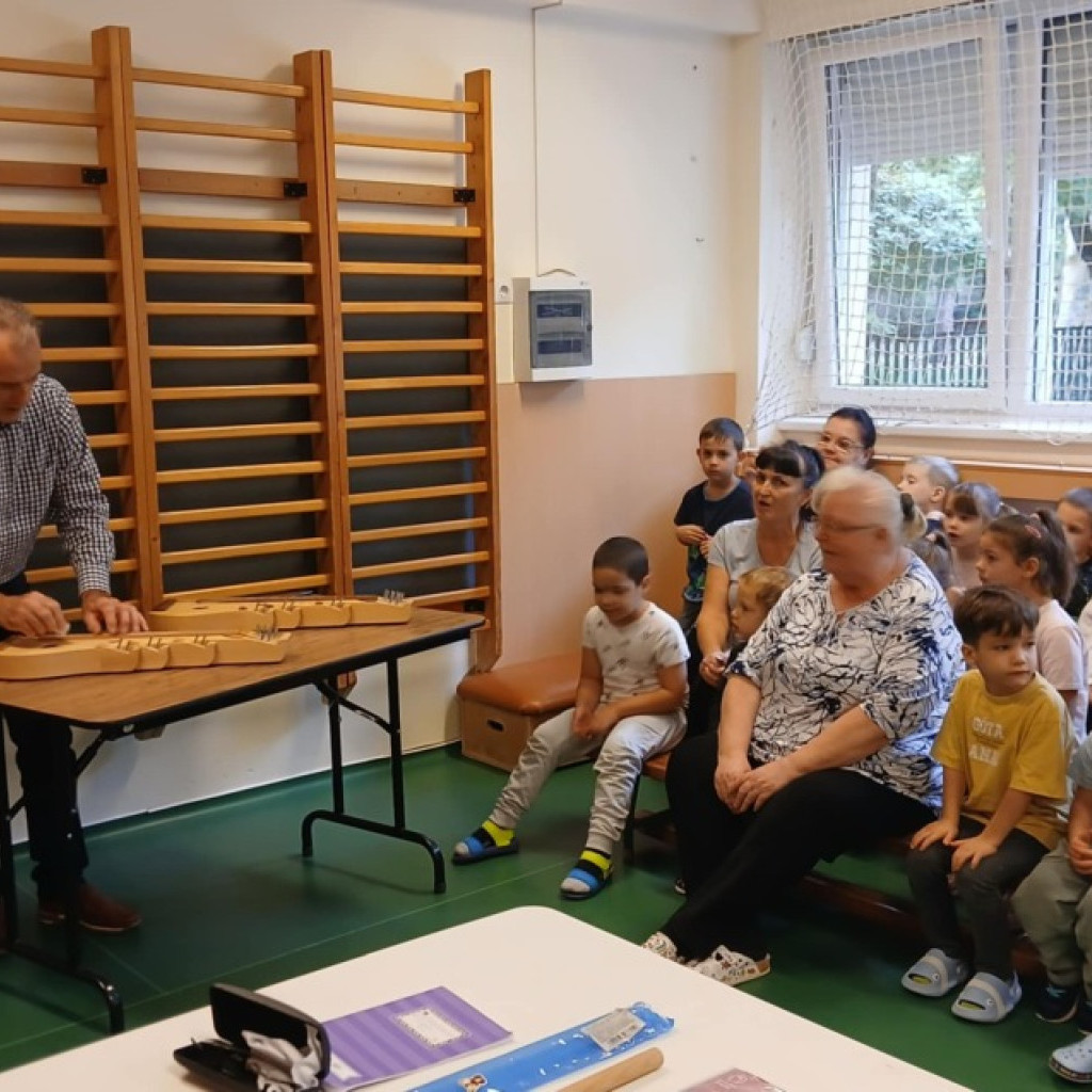 2025.10.16 Zenés délelőtt az Óvodában