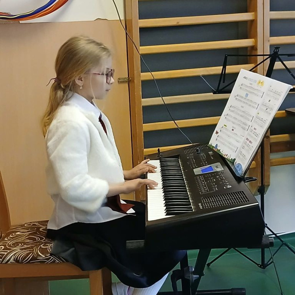 2026.04.14 Zenés műsor Nyíregyházán Garabonciás növendékekkel