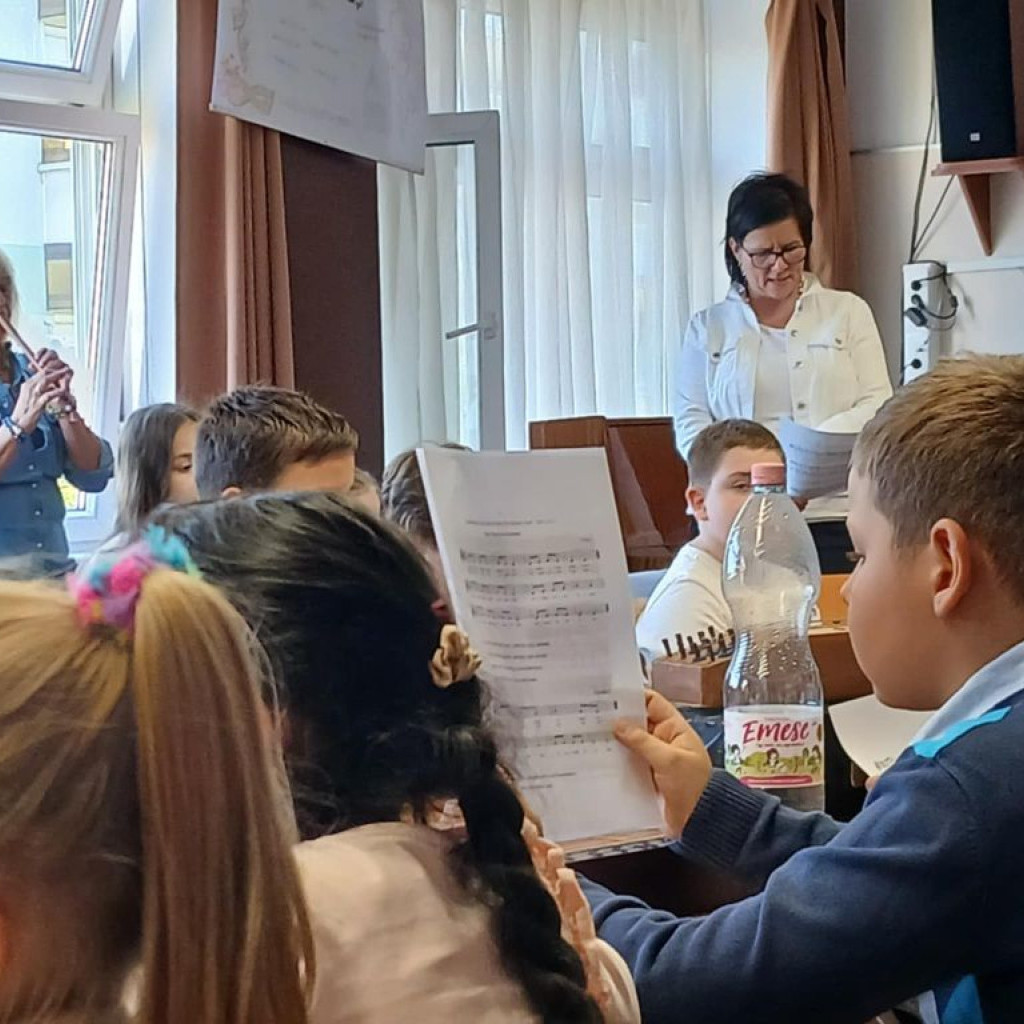 2025.10. 17 Népzenei Szakmai Nap az Eötvösben Nyíregyházán